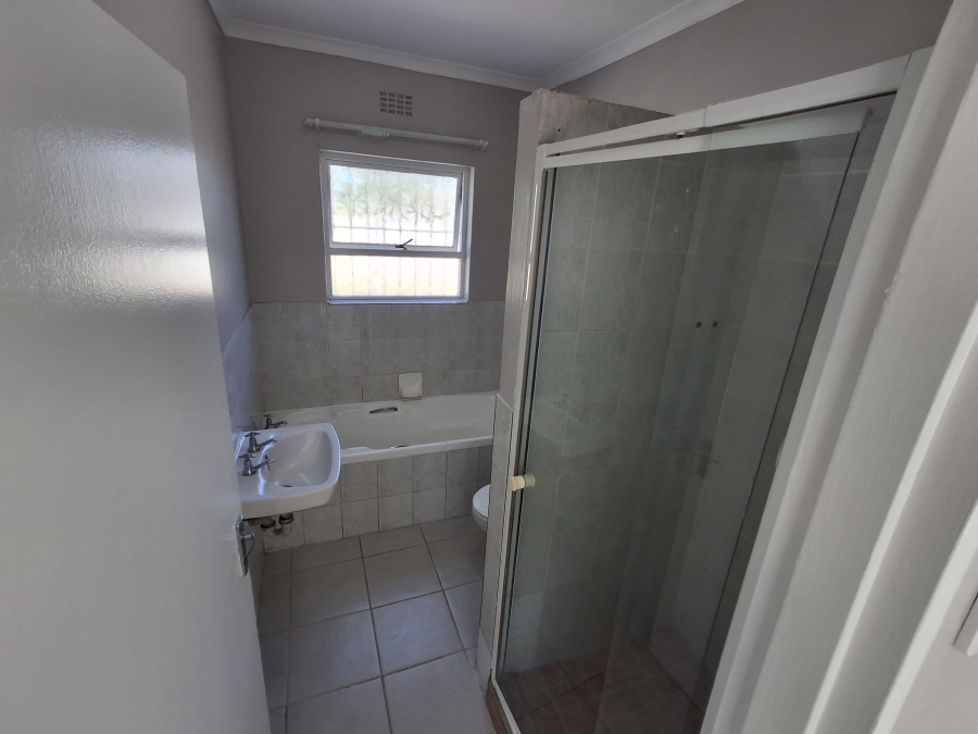 To Let 2 Bedroom Property for Rent in Windsor Park Western Cape